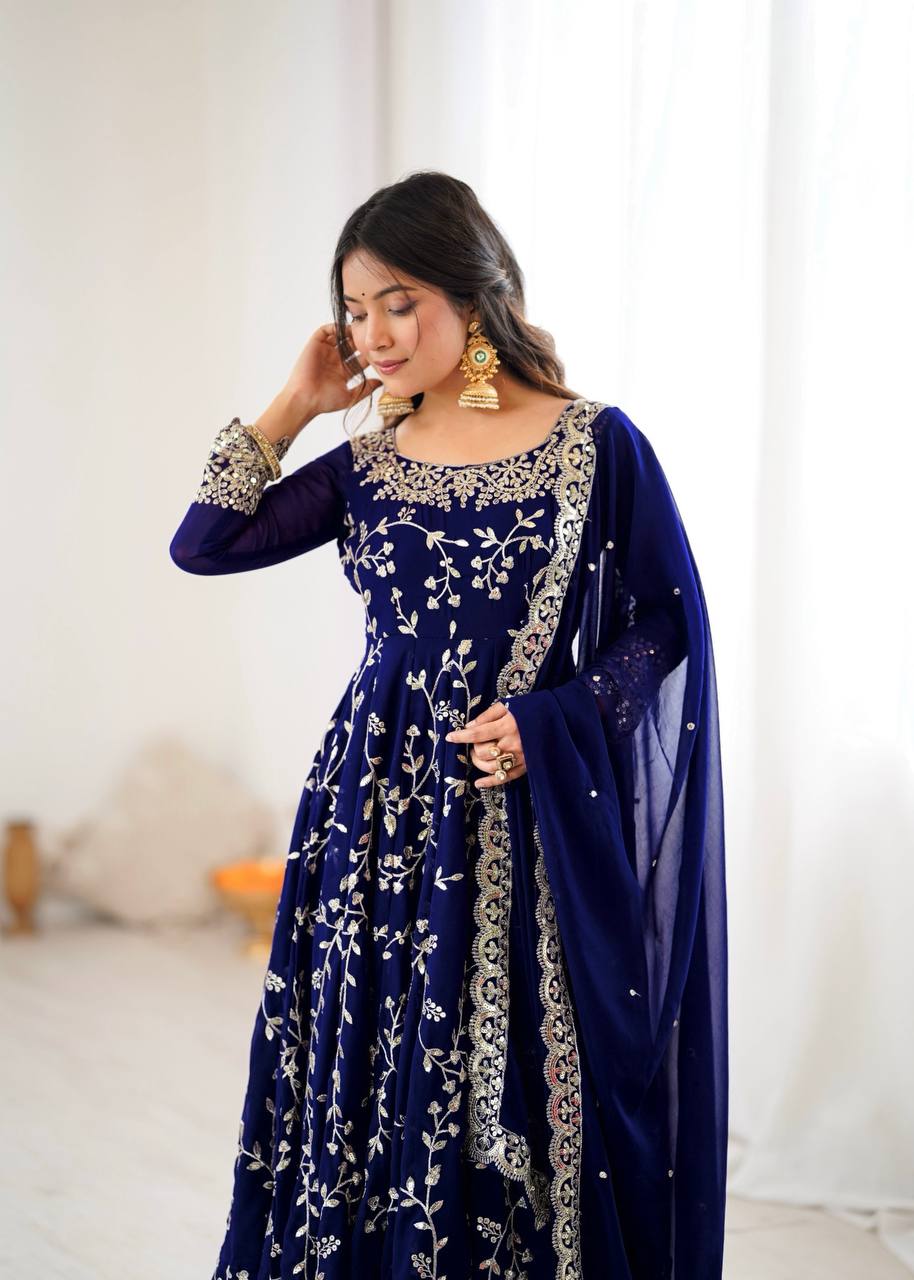 π Real Modeling Ethnic Anarkali Gown β Elegant Ready-to-Wear Ensemble π